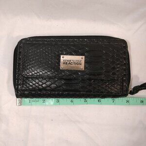 Black Kenneth Cole Reaction Wallet - Alligator Texture